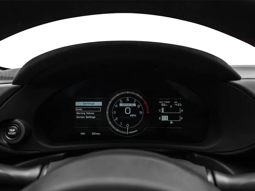 سوبارو بي آر زد Interior 