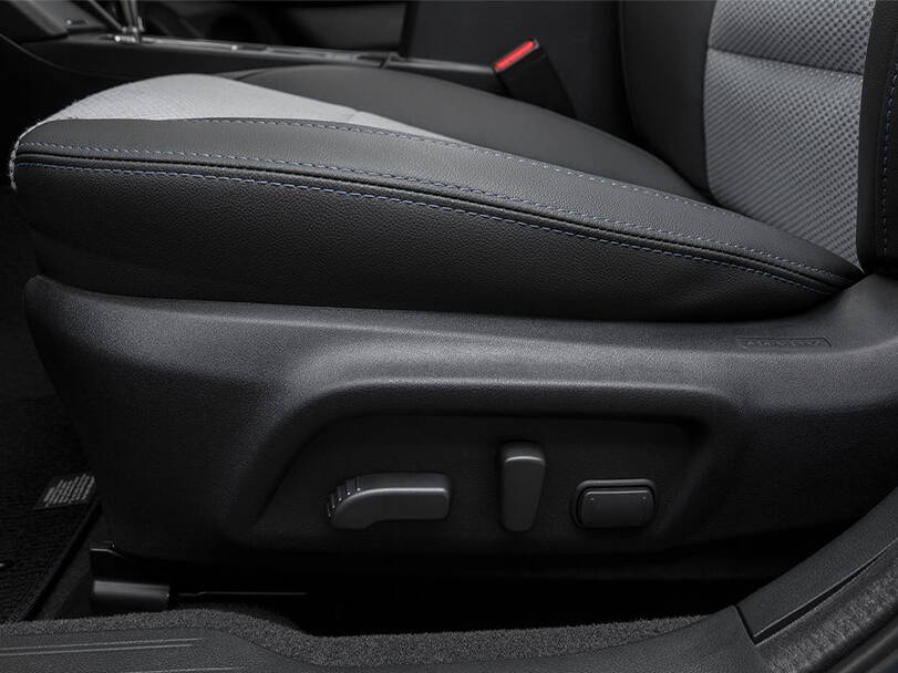 سوبارو ليجاسي Interior 