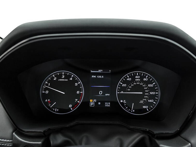 سوبارو ليجاسي Interior 