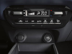  سوزوكي بالينو الداخلية 