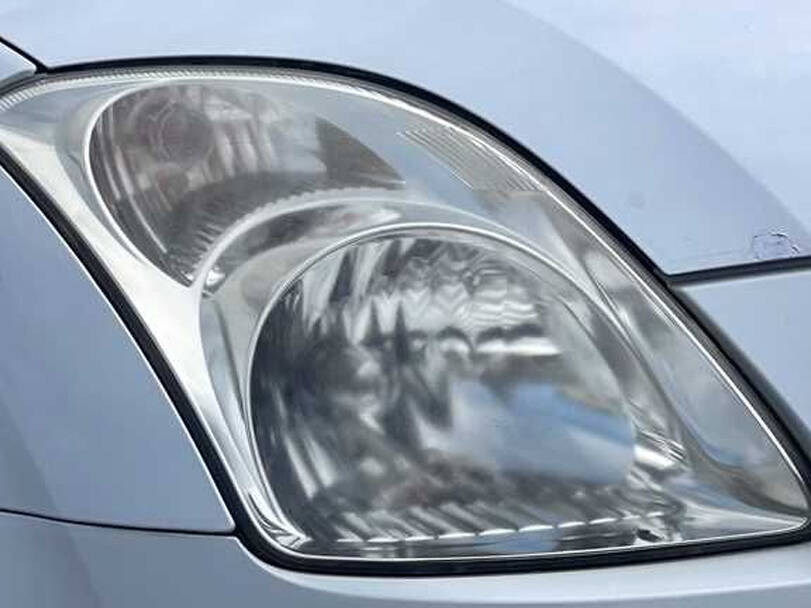 Suzuki Swift 1st (RS) Generation Exterior 
