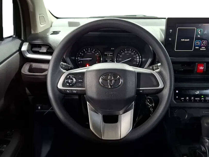 تويوتا أفانزا 2025 Interior 