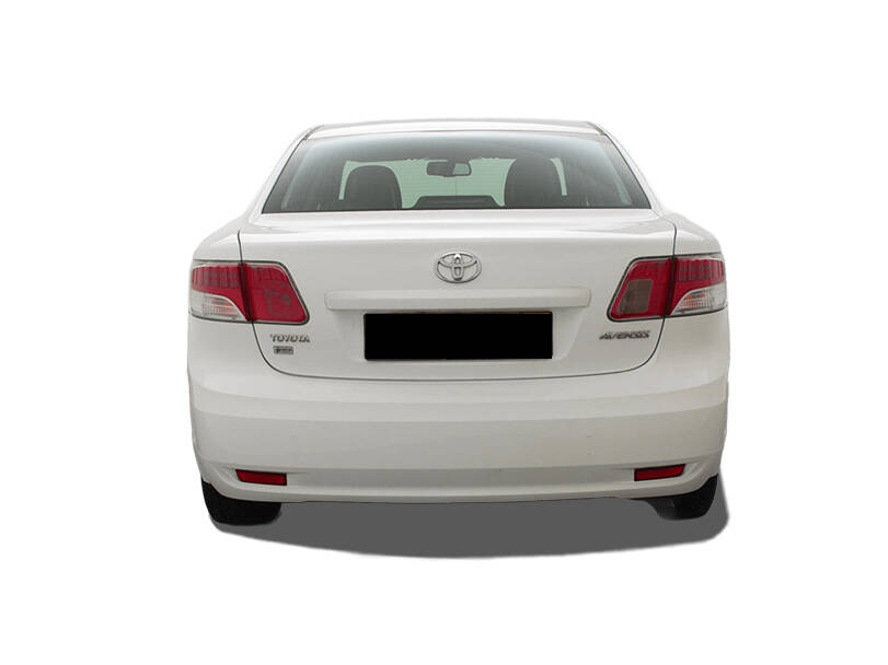 تويوتا أفينسيس Exterior 