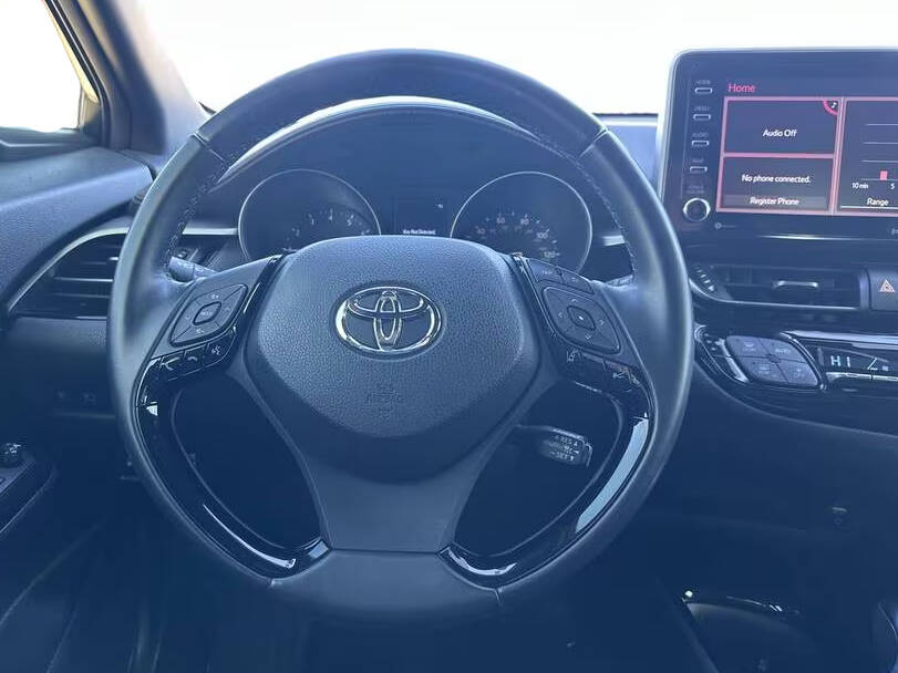 تويوتا سي-إتش آر الجيل الأول (AX10) Interior 