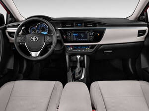 تويوتا كورولا الداخلية 