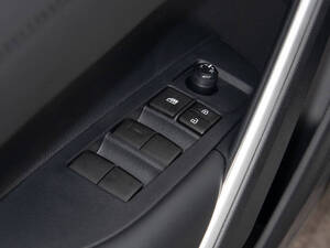 Toyota Frontlander Interior 