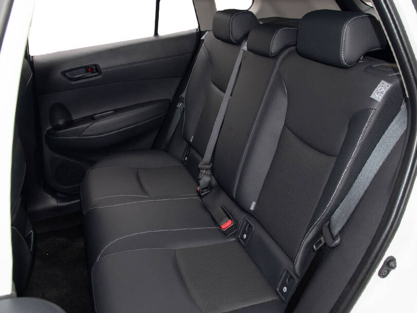 Toyota Frontlander Interior 