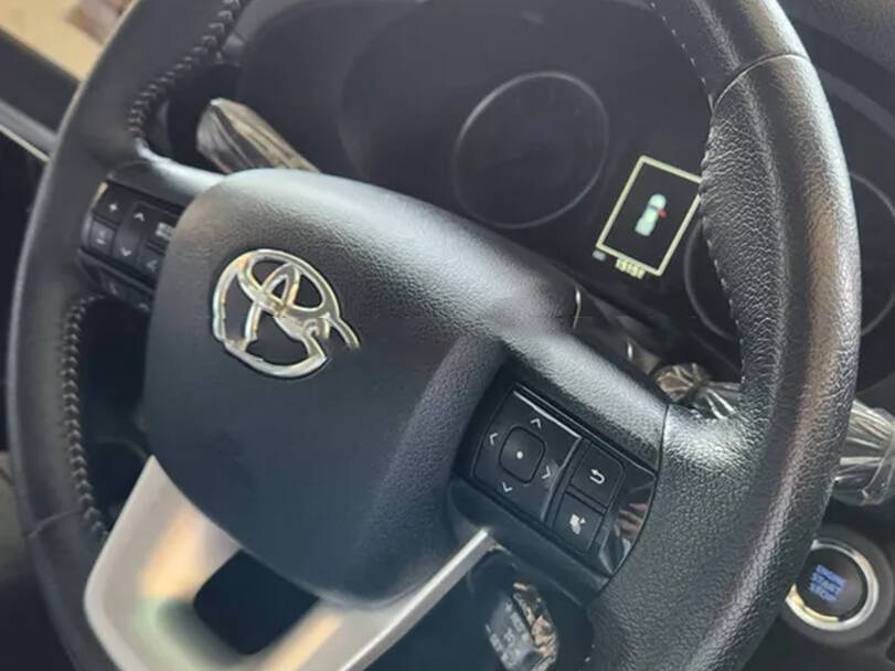 تويوتا هايلكس 2025 Interior 
