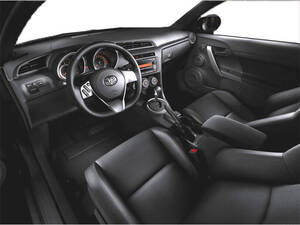 تويوتا زيلاس الداخلية 