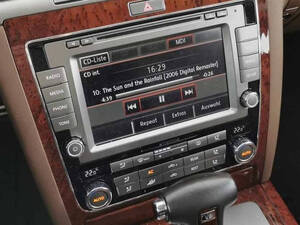 Volkswagen Phaeton Interior 