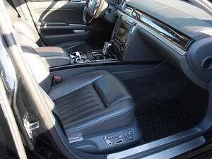 Volkswagen Phaeton Interior 
