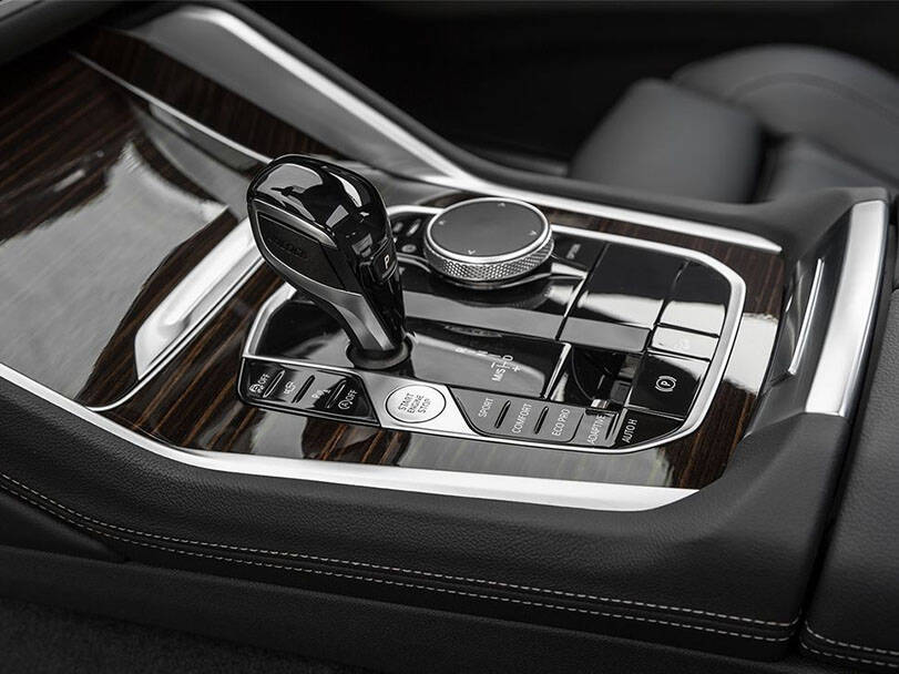 بي ام دبليو إكس ٦ 2025 Interior 