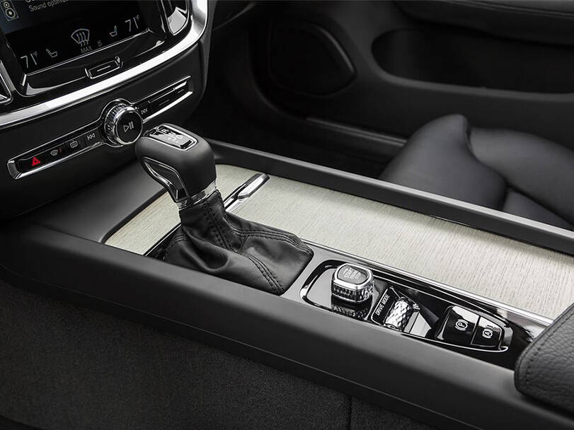 فولفو إس٦٠ Interior 