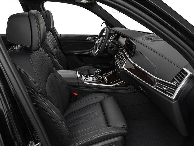 بي ام دبليو إكس ٧ Interior 
