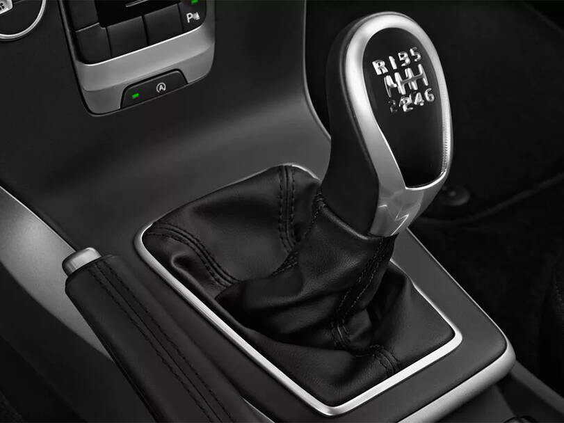 فولفو في٤٠ Interior 