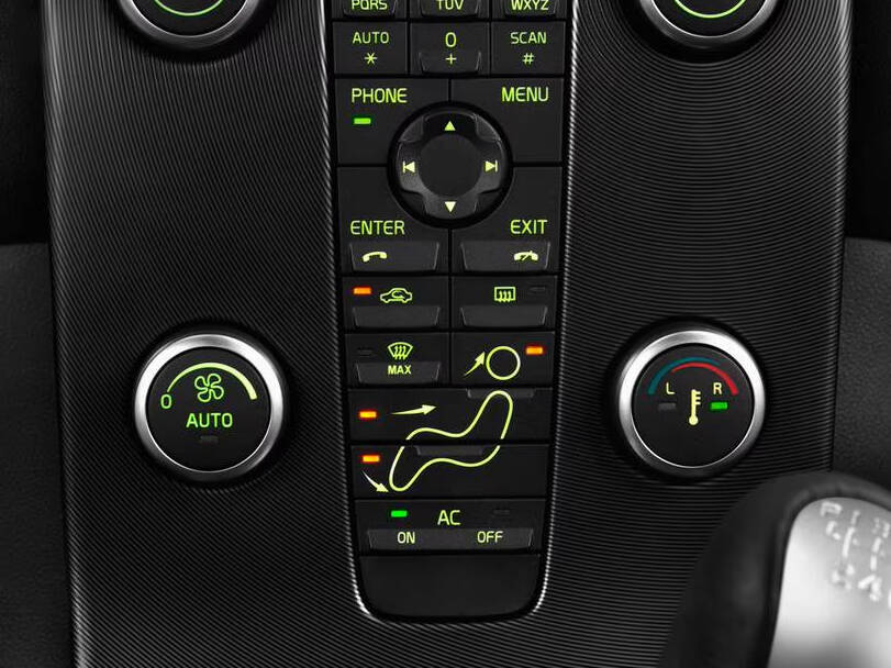 Volvo XC30 Interior 