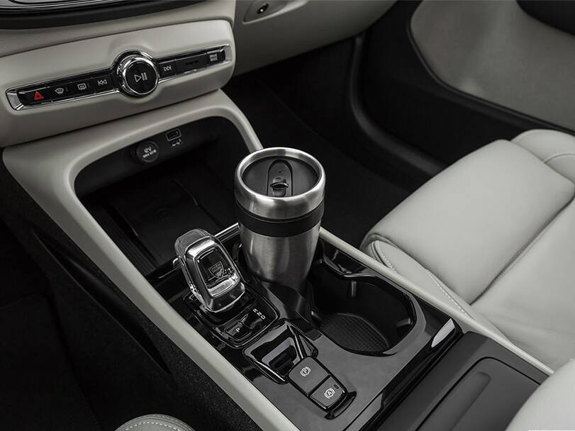 Volvo XC40 2025 Interior 
