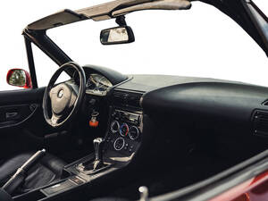 بي ام دبليو زد ٣ الداخلية 