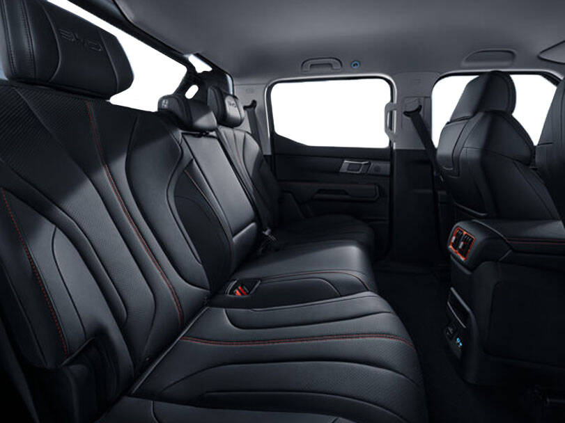 بي واي دي Shark 6 2025 Interior 