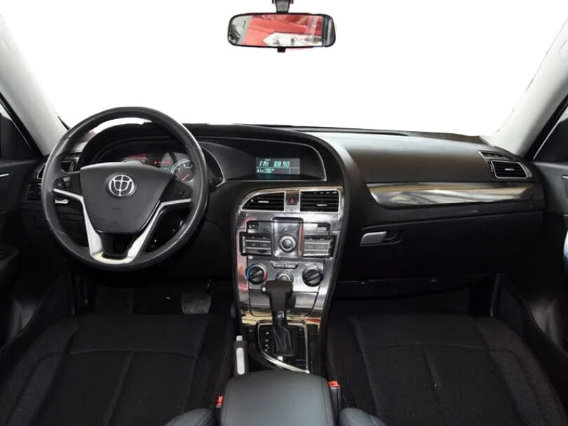 Brilliance H530 Interior 