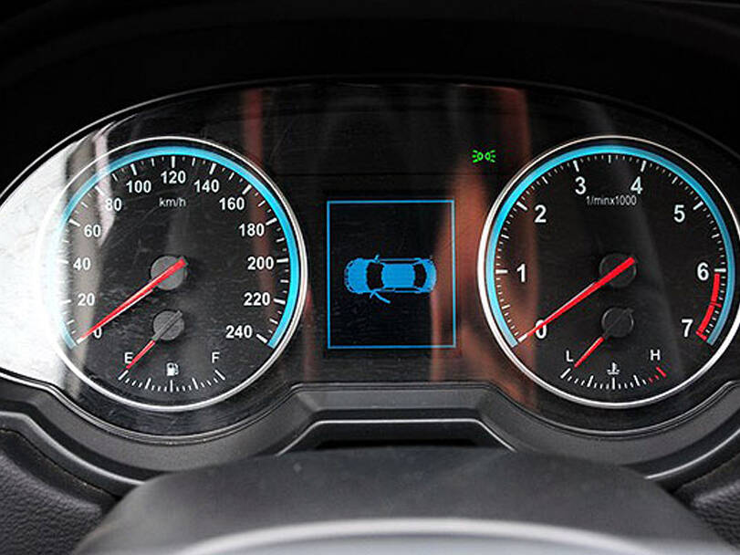 Brilliance H530 Interior 