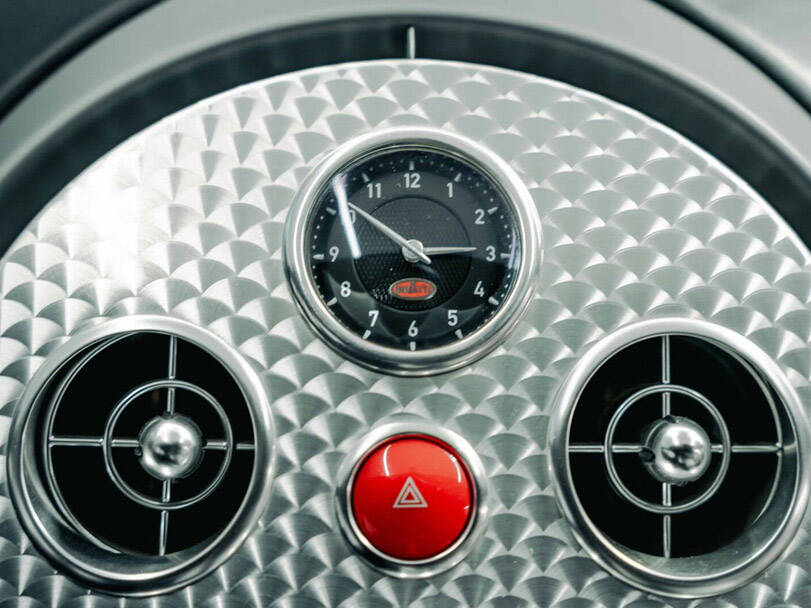 Bugatti Veyron Interior 