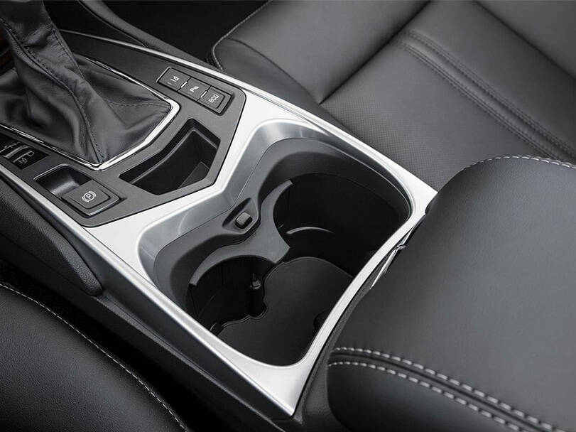 كاديلاك إس آر إكس Interior 