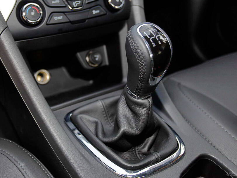شيري أريزو ٧ Interior 