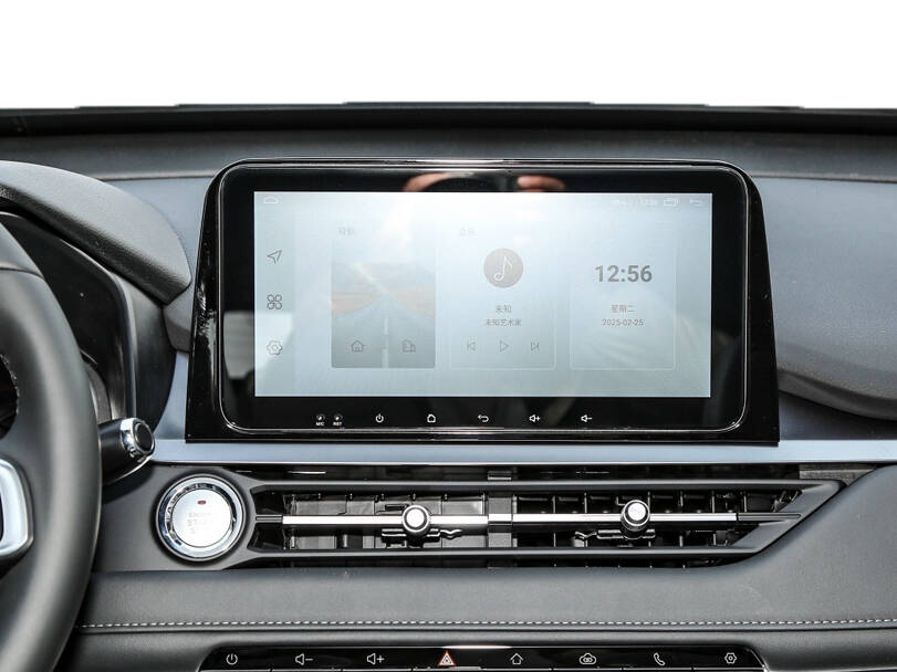 شيري تيغو ٤ 2025 Interior 