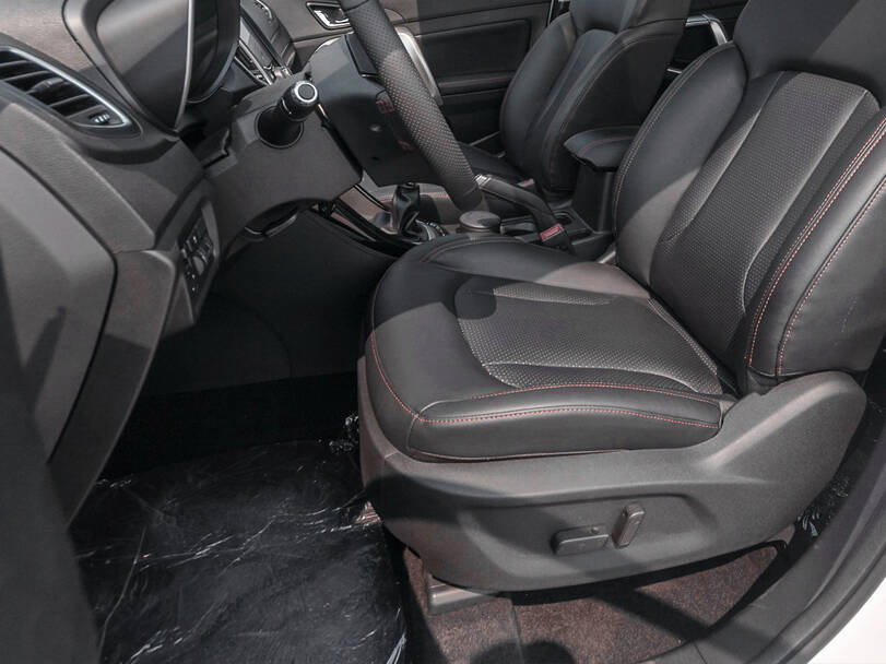 شيري تيغو ٥ 2025 Interior 