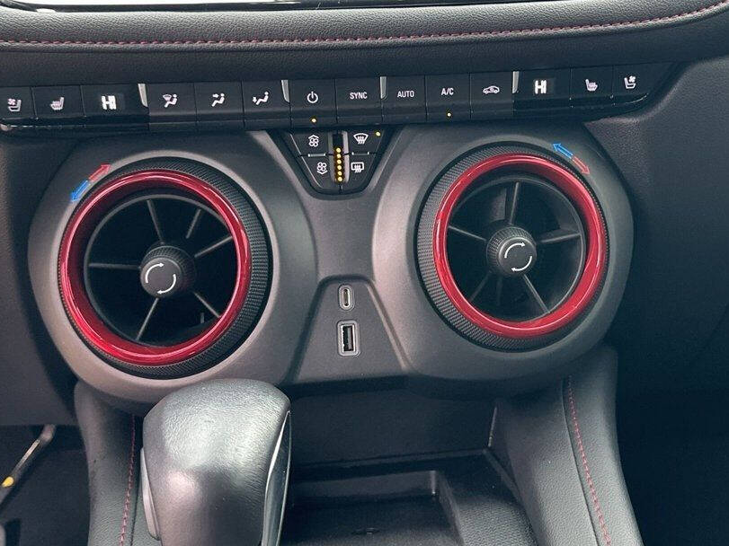 Chevrolet Blazer Interior 