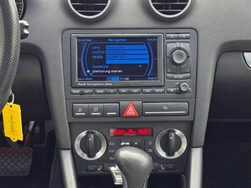 أودي A3 الجيل الثاني Interior 