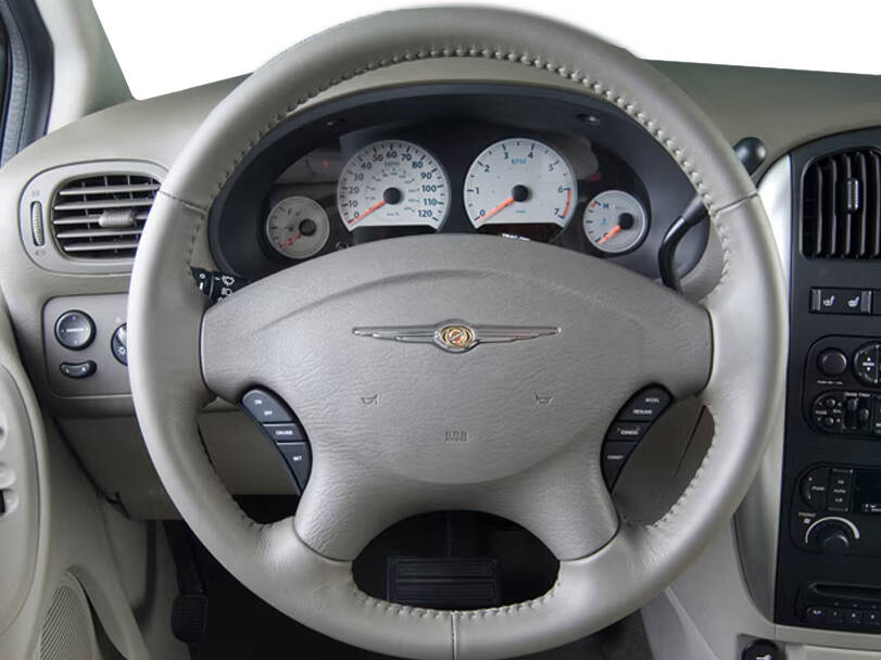 Chrysler Town Country Interior 