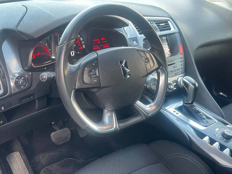 Citroen DS5 Interior 