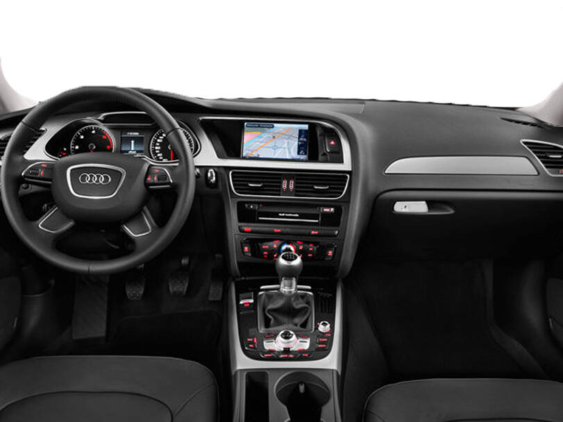 أودي إيه ٤ 2025 Interior 