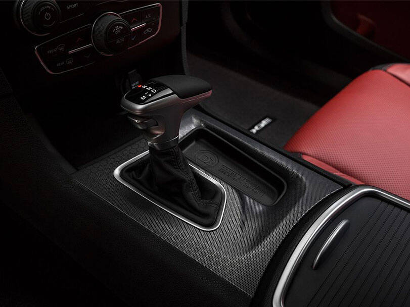 دودج تشارجر Interior 