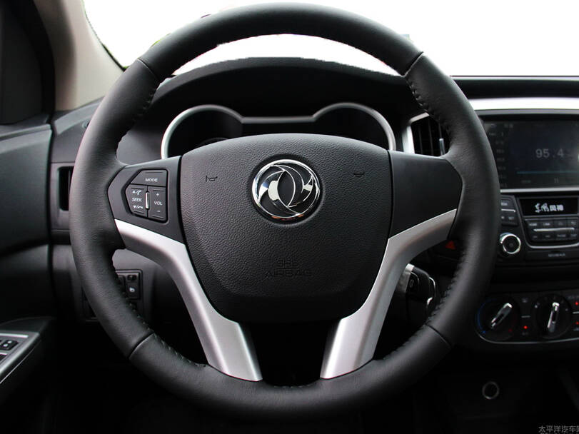 دونغفنغ إيه ٣٠ Interior 