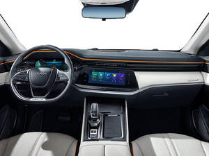 Dongfeng Shine Interior 