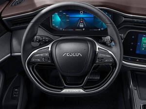 Dongfeng Shine Interior 