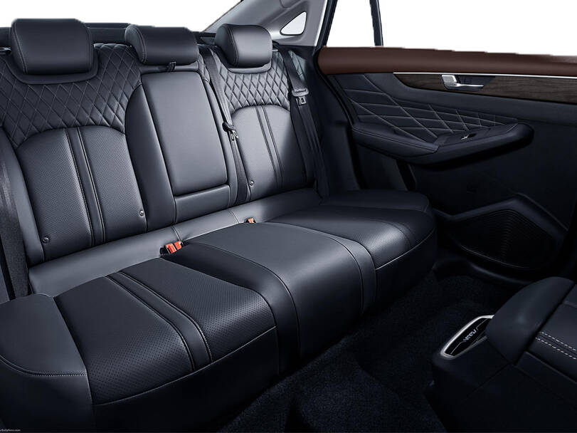 دونغفنغ شاين ماكس Interior 