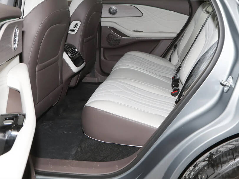 Exeed RX 2025 Interior 