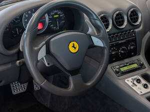 فيراري ٥٧٥ إم مارانيلو الداخلية 