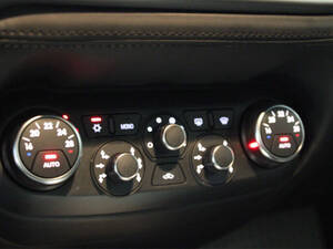 فيراري إف ١٢ الداخلية 