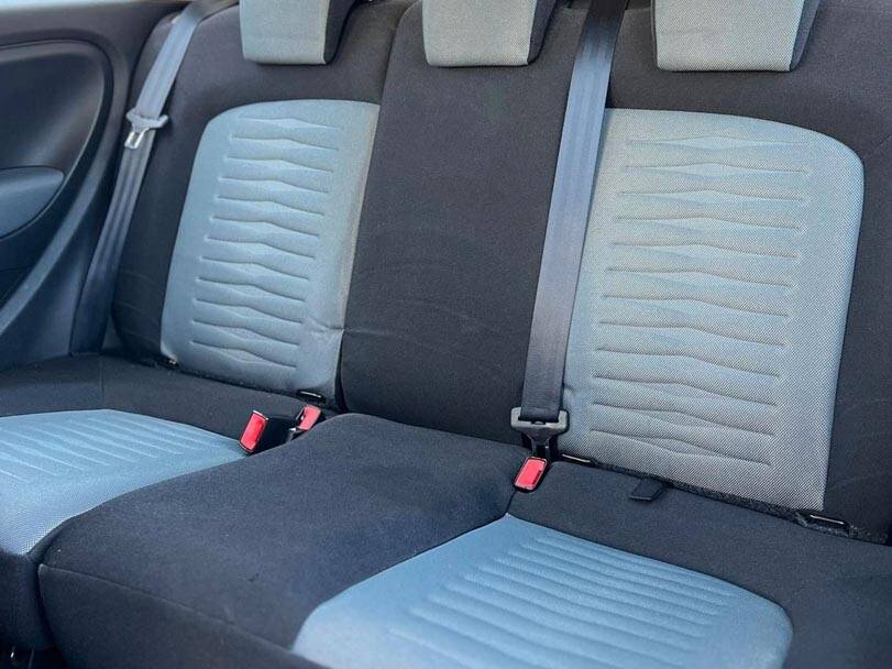 فيات بونتو Interior 