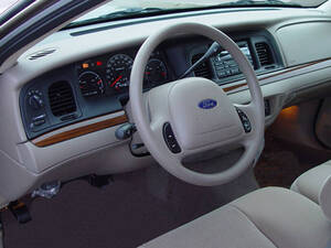 فورد كراون فيكتوريا الداخلية 