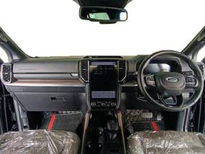 Ford Everest Interior 