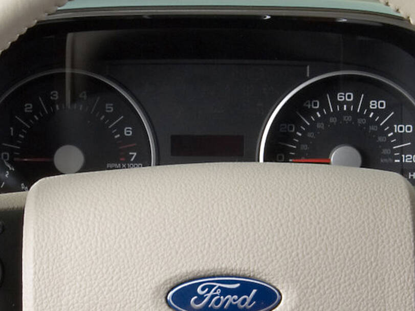 فورد إكسبلورر الجيل الرابع (U251) Interior 
