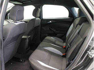 فورد فوكس الداخلية 