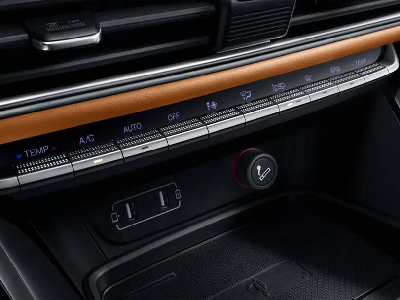 جي إيه سي جي إس ٤ Interior 