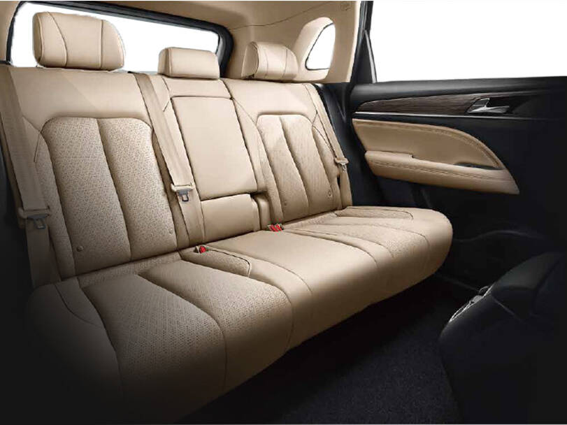 جي إيه سي جي إس ٥ Interior 